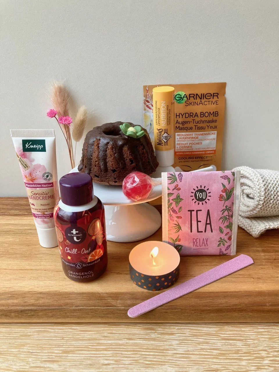 Mini Spa Day Wellness-Box mit Schoggi-Gugelhopf